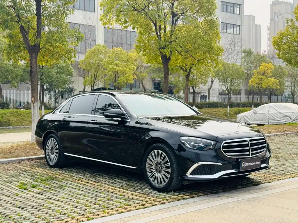 Mercedes-Benz E-Class 2023 E 300 L Luxury Model купить на сайте DeffCars