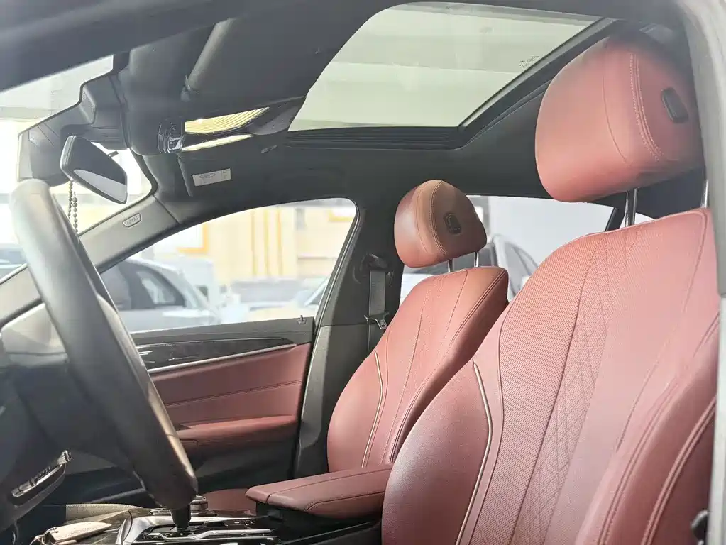 BMW 5 Series 2021 525Li M Sports Package купить на сайте DeffCars