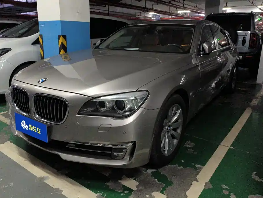 BMW 7 Series 2013 730Li Leading Model купить на сайте DeffCars