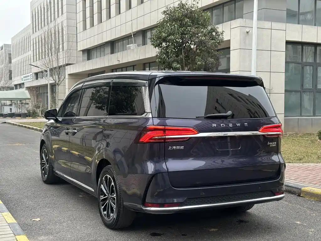 Roewe iMAX8 2022 400TGI Gathering Edition купить на сайте DeffCars