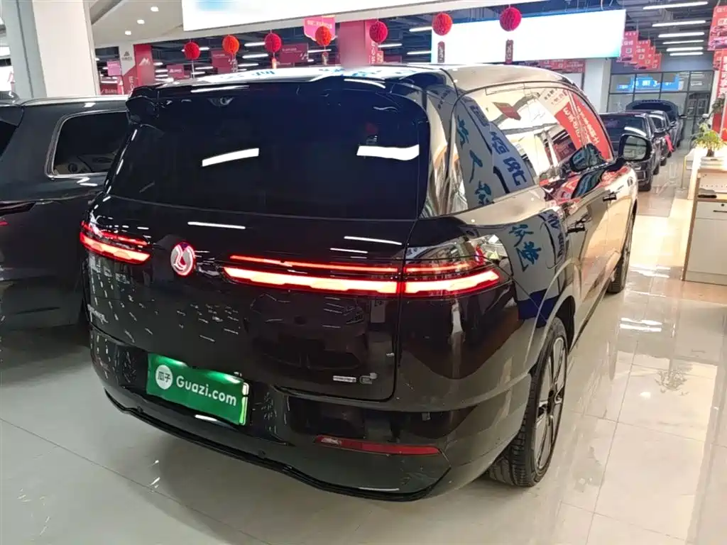 Denza N8L 2025 flagship model купить на сайте DeffCars