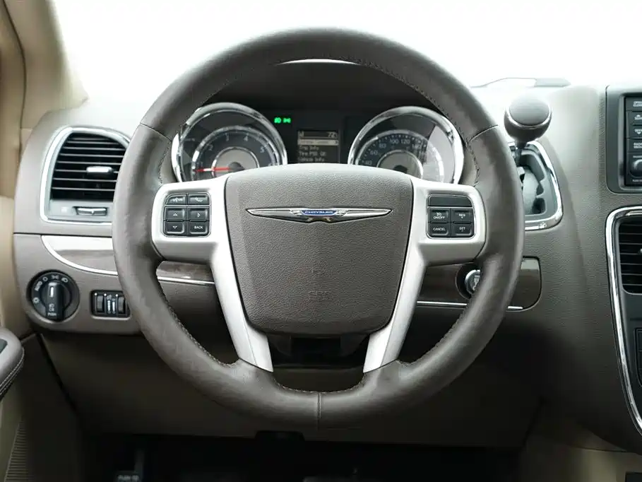 Dajielong imported 2013 3.6L luxury version купить на сайте DeffCars
