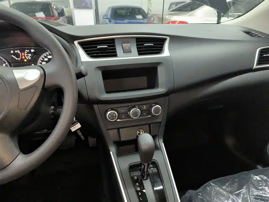 Sylphy 2024 model three facelift classic 1.6XE CVT comfort version купить на сайте DeffCars