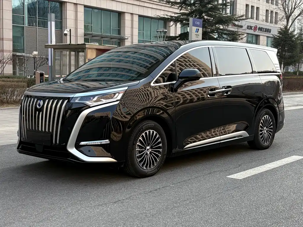 Denza D9 2024 EV 620 Exclusive Model купить на сайте DeffCars