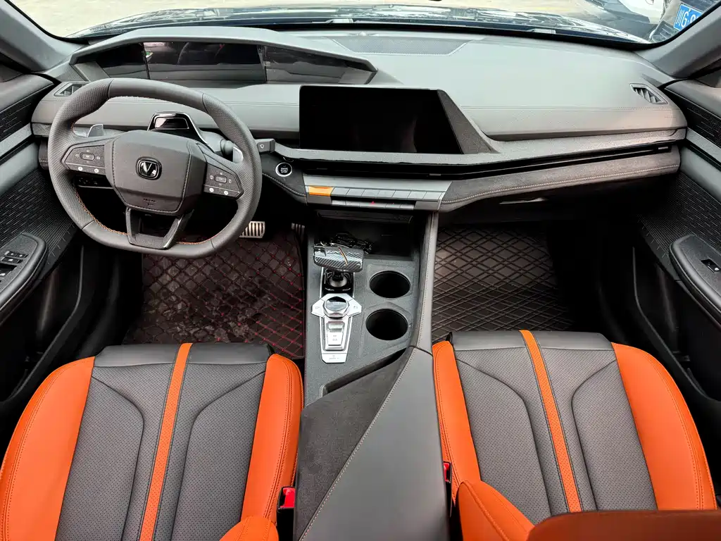 Changan UNI-V 2024 1.5T noble sports model купить на сайте DeffCars