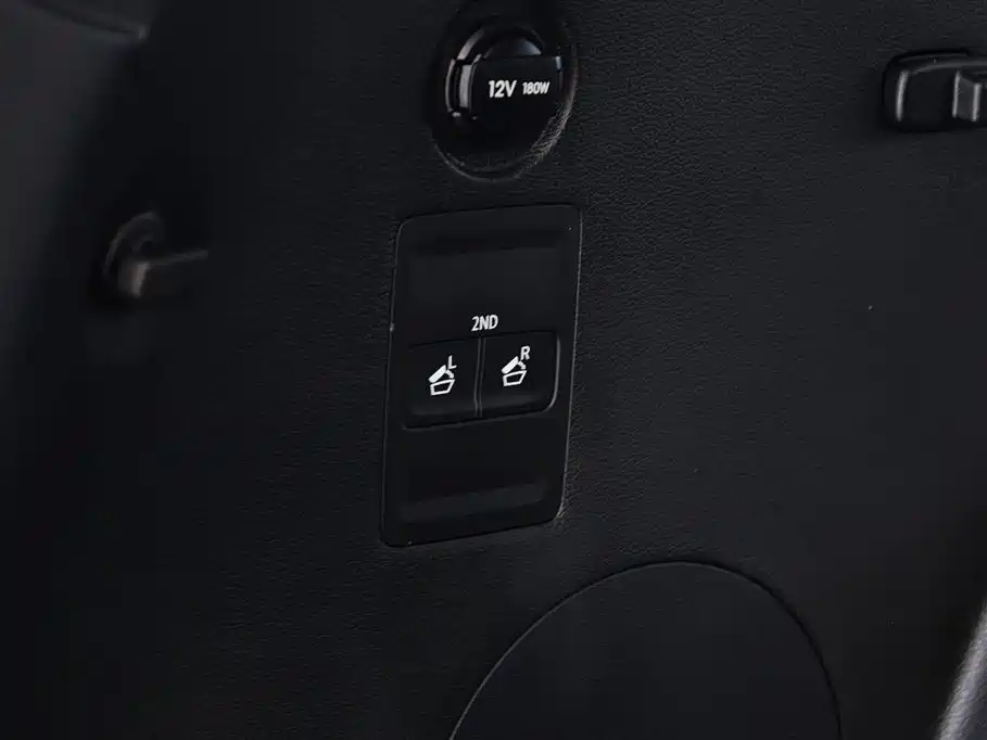 Paristi 2021 3.5L automatic four-wheel drive GLS купить на сайте DeffCars