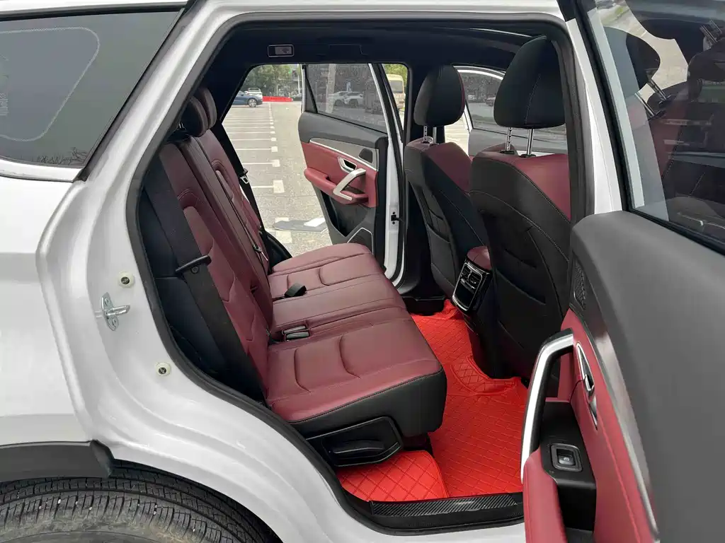 Jietu X70 PLUS 2023 model 1.5T DCT Ziqiang PRO 5 seats купить на сайте DeffCars