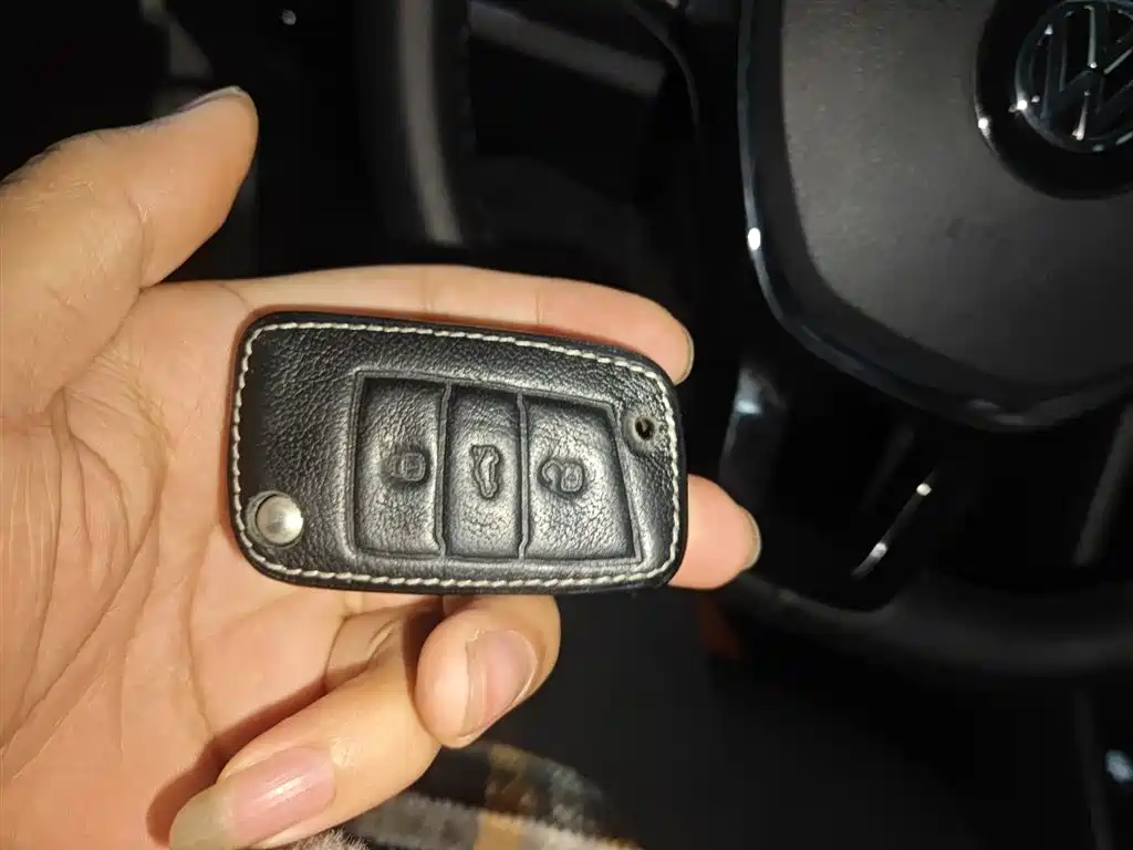 Bora 2020 1.5L automatic elite model купить на сайте DeffCars
