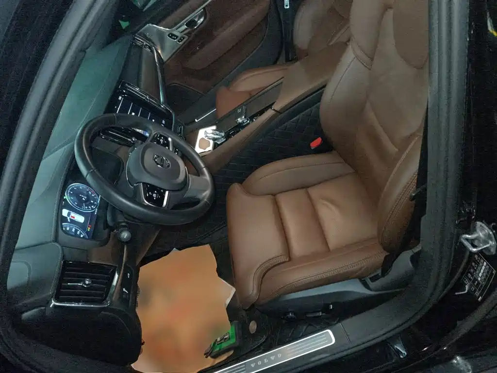 Volvo S90 2021 B5 Zhiya Luxury Edition купить на сайте DeffCars
