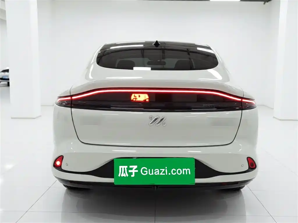 Zhiji LS6 2025 Smart Lizard Driving Edition купить на сайте DeffCars