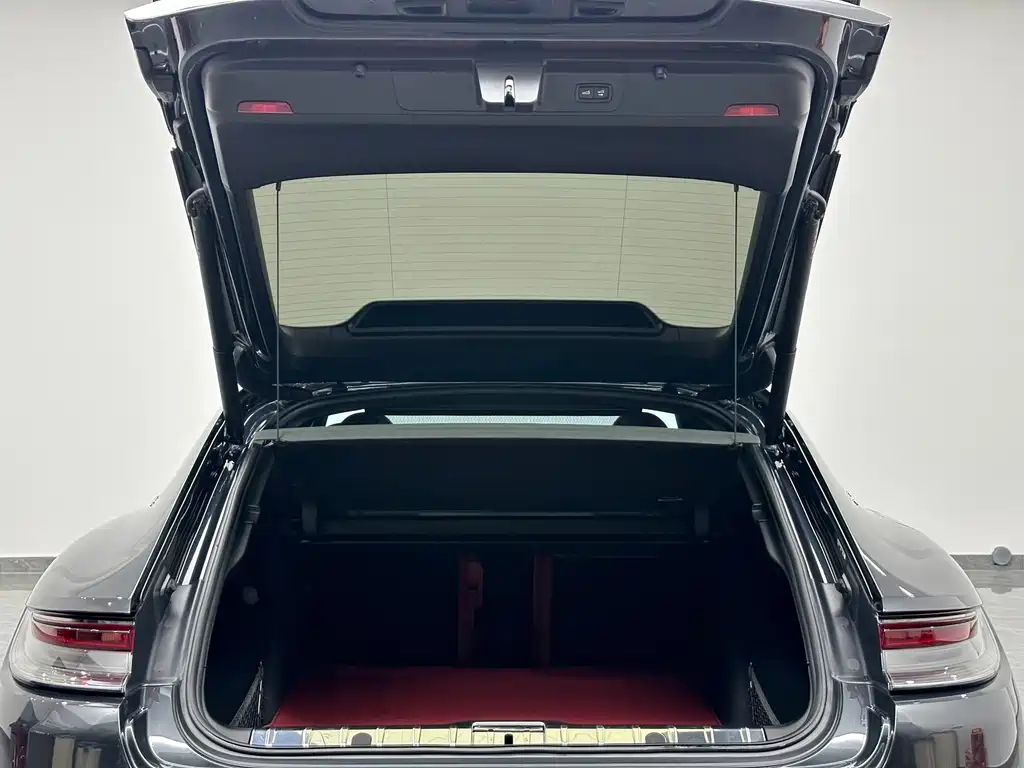 Panamera 2023 Panamera 4 Executive Extended Edition 2.9T купить на сайте DeffCars