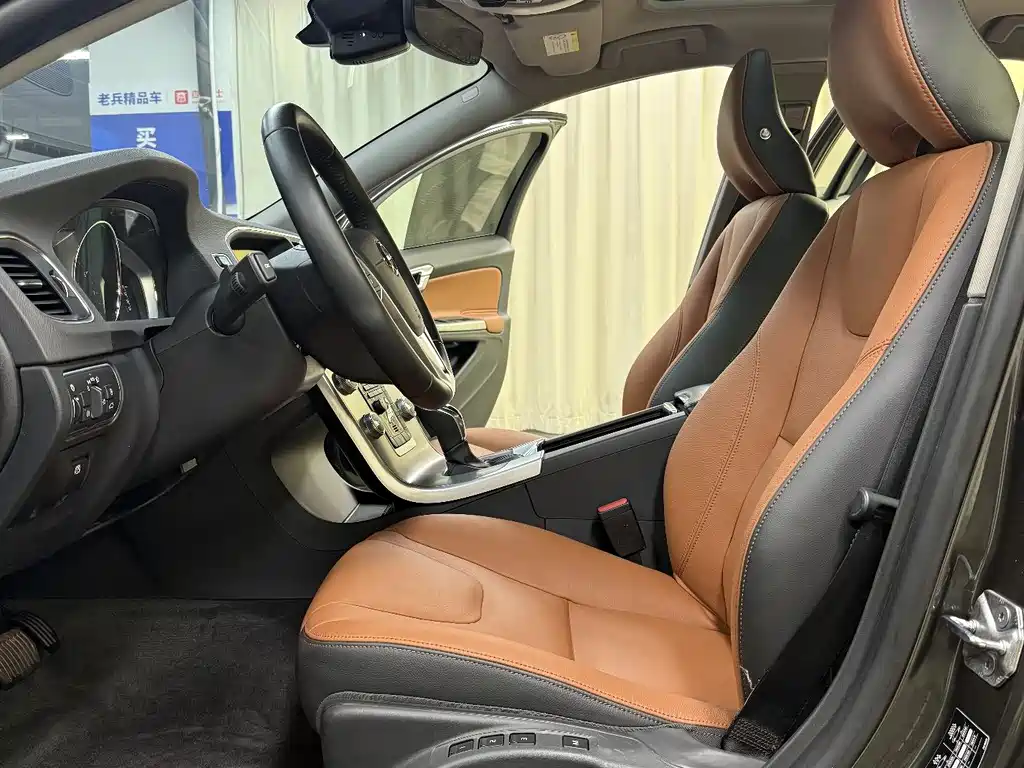 Volvo S60 2018 S60L T4 Zhiyuan Enterprising Edition купить на сайте DeffCars