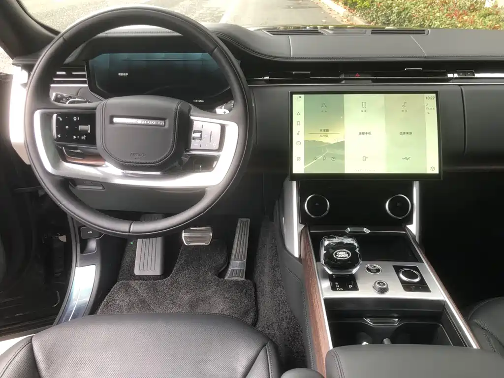 Range Rover 2024 3.0 L6 400PS Model Extended Edition купить на сайте DeffCars