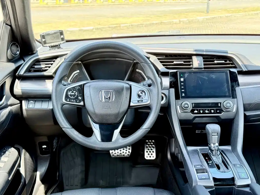 Civic 2021 HATCHBACK 220TURBO CVT cool control купить на сайте DeffCars