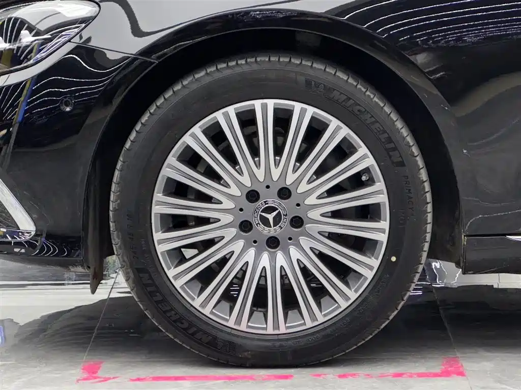 Mercedes-Benz E-Class 2023 E 300 L Luxury Model купить на сайте DeffCars