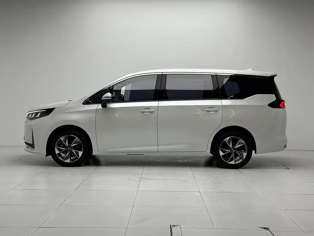 Trumpchi M6 2023 PRO 270T DCT Exclusive Edition купить на сайте DeffCars