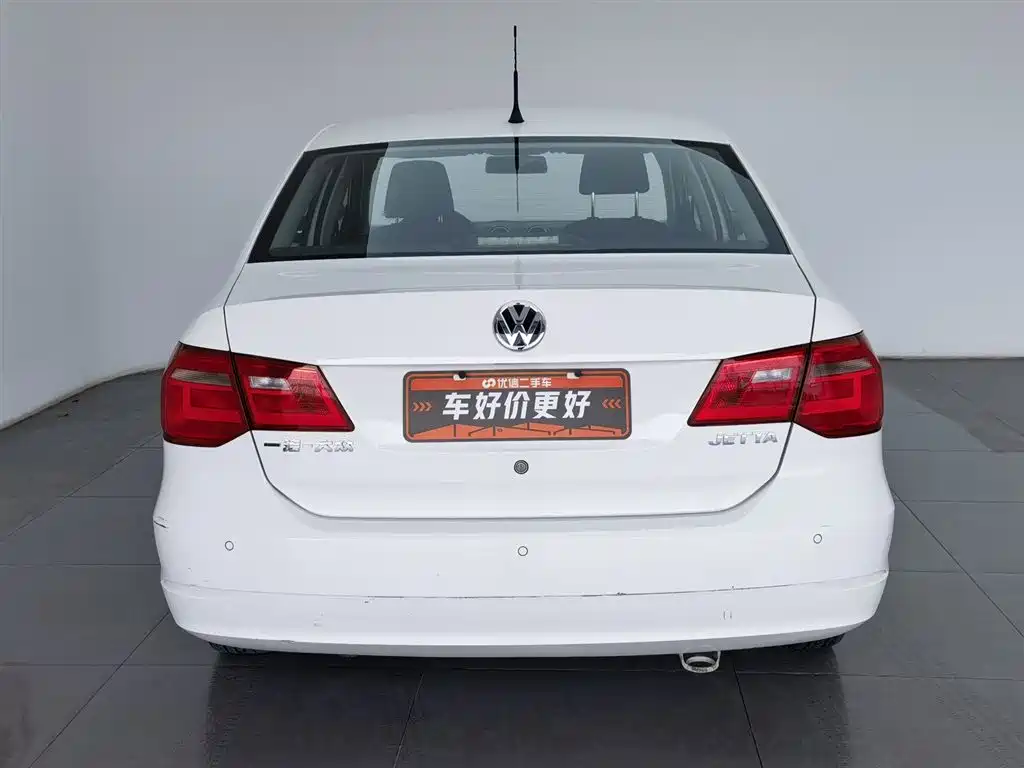 Jetta 2015 1.6L manual comfort model купить на сайте DeffCars