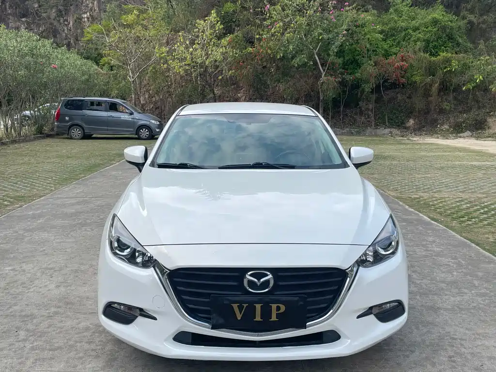 Mazda3 Angkesela 2017 Sedan 1.5L Automatic Comfort Type National V купить на сайте DeffCars