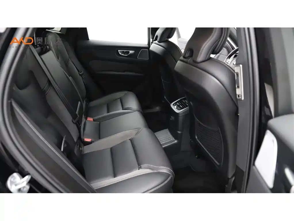 Volvo XC60/2.0T/26 models/plug-in hybrid long-range four-wheel drive Zhiyuan Extreme Night Black Edition купить на сайте DeffCars