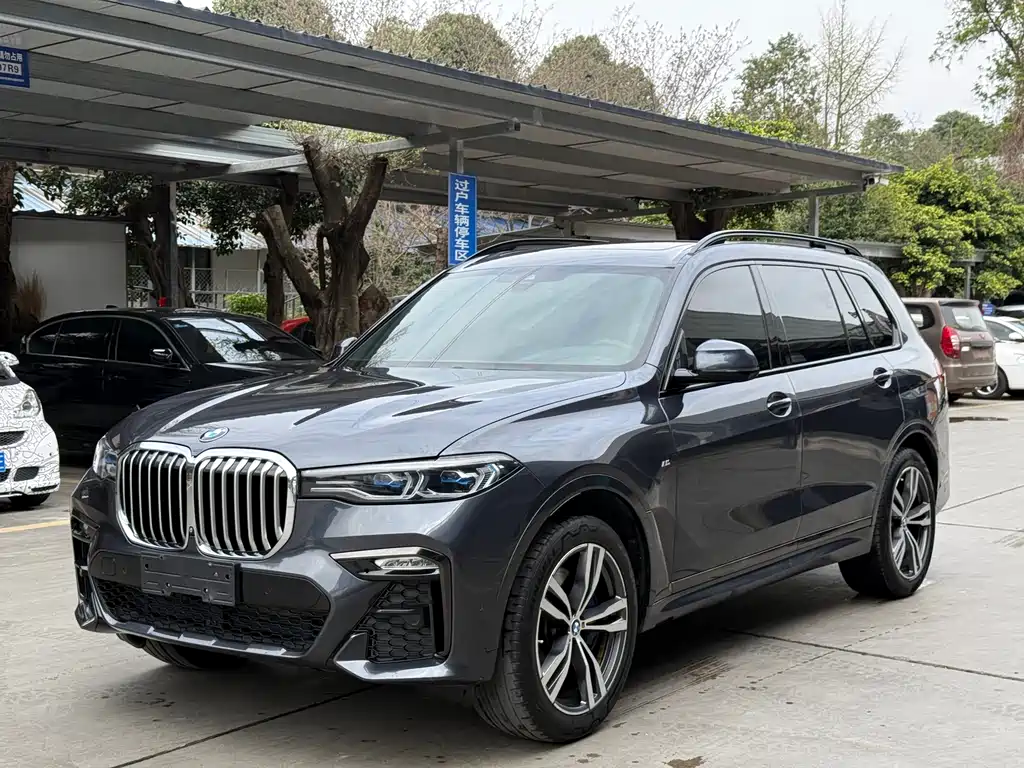 BMW X7 2019 xDrive40i Exclusive M Sports Package купить на сайте DeffCars