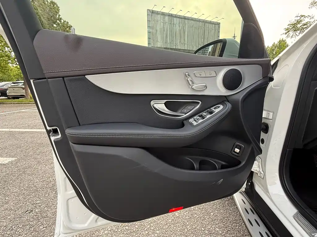 Mercedes-Benz GLC 2021 GLC 260 L 4MATIC Dynamic купить на сайте DeffCars