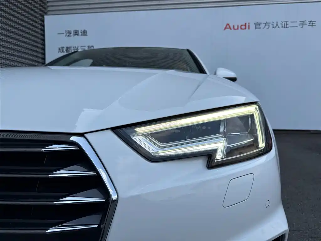 Audi A4L 2019 40 TFSI Enterprising National VI купить на сайте DeffCars