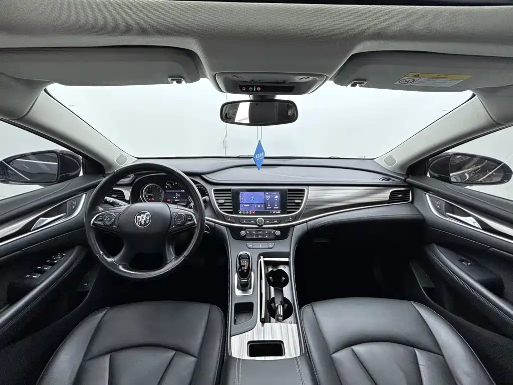 LaCrosse 2022 652T luxury model купить на сайте DeffCars