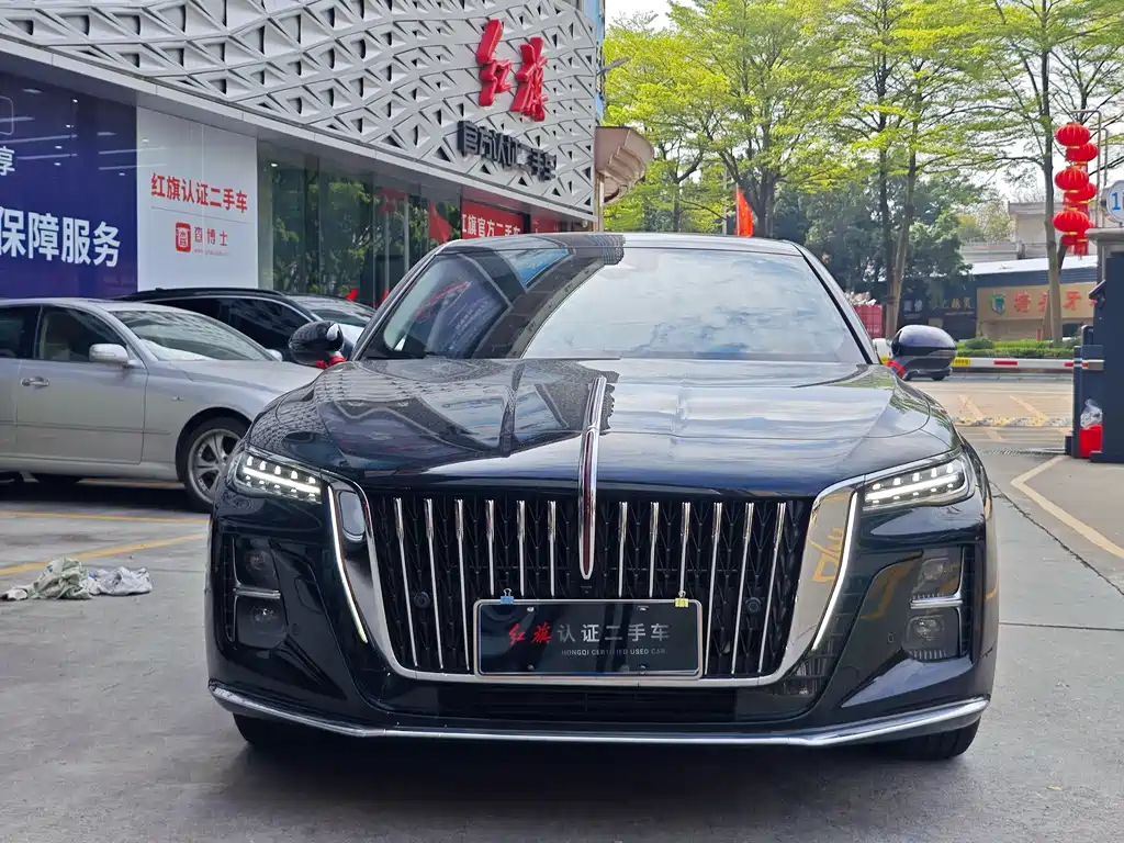 Hongqi H5 2025 2.0T automatic Qichang version купить на сайте DeffCars