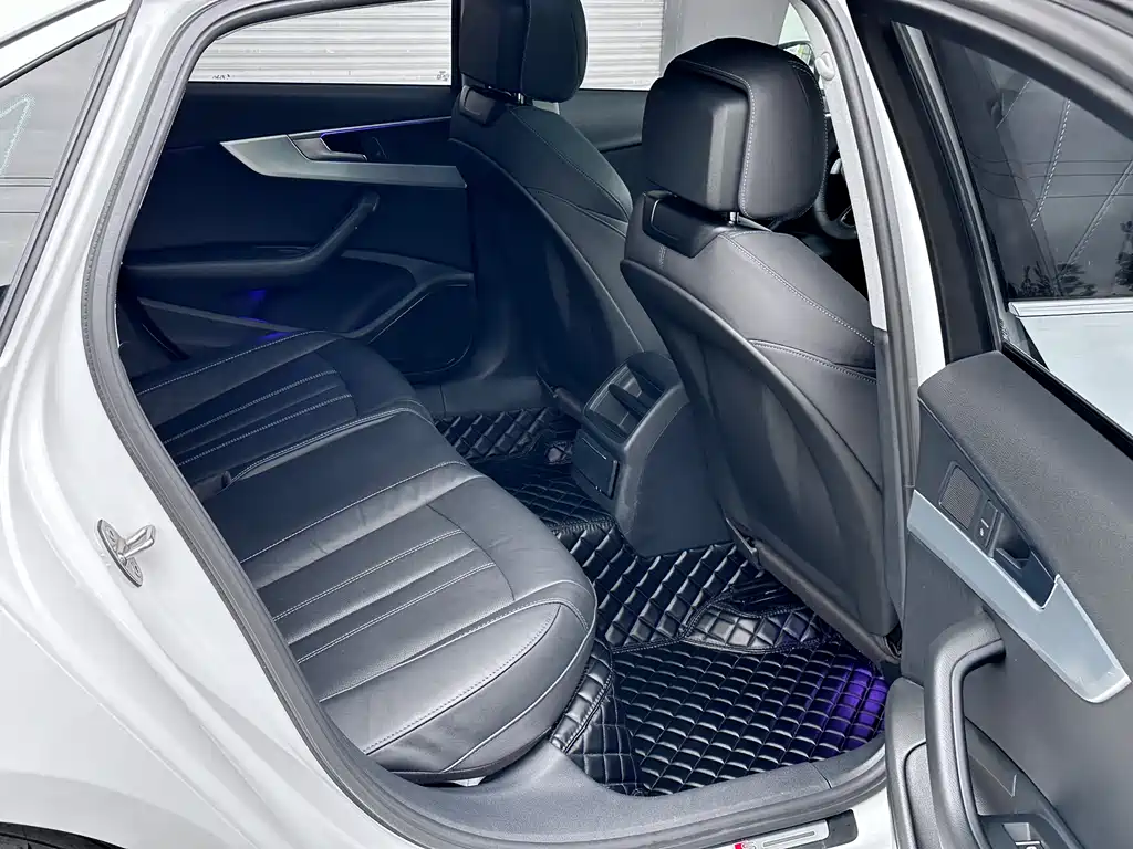 Audi A4L 2020 40 TFSI Fashionable and Dynamic купить на сайте DeffCars