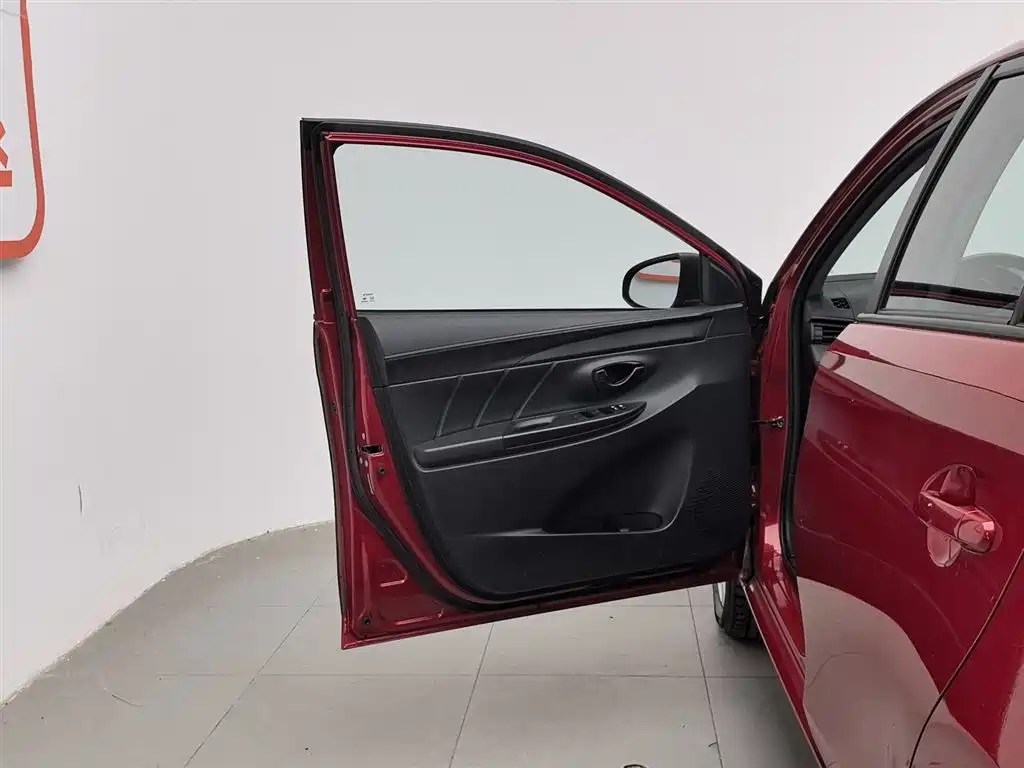 YARiS L Zhixuan 2020 1.5L CVT leading version купить на сайте DeffCars