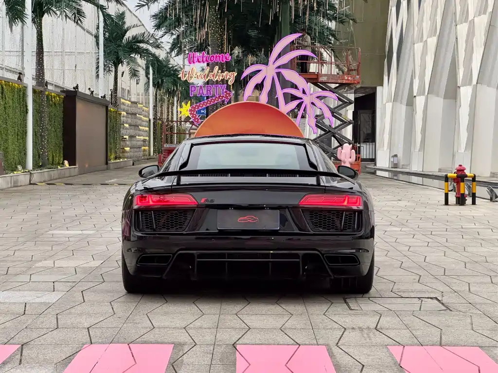 Audi R8 2017 V10 Coupe купить на сайте DeffCars