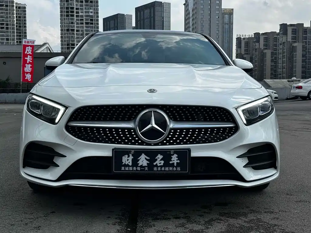 Mercedes-Benz A-Class 2022 A 200 L Sports Sedan Dynamic Type купить на сайте DeffCars