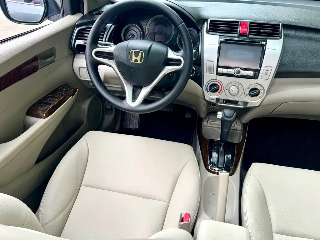 City Classic 2011款 1.5L 自动精英品致版 купить на сайте DeffCars