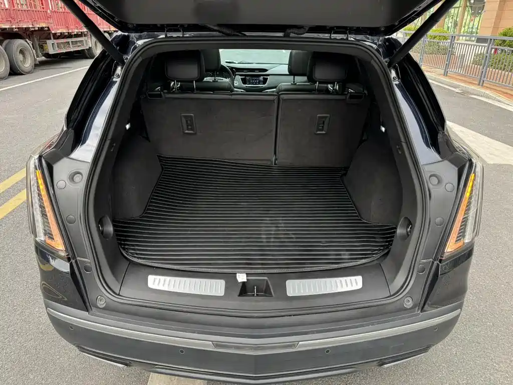 Cadillac XT5 2022 2.0T four-wheel drive luxury model (Hummingbird version) купить на сайте DeffCars