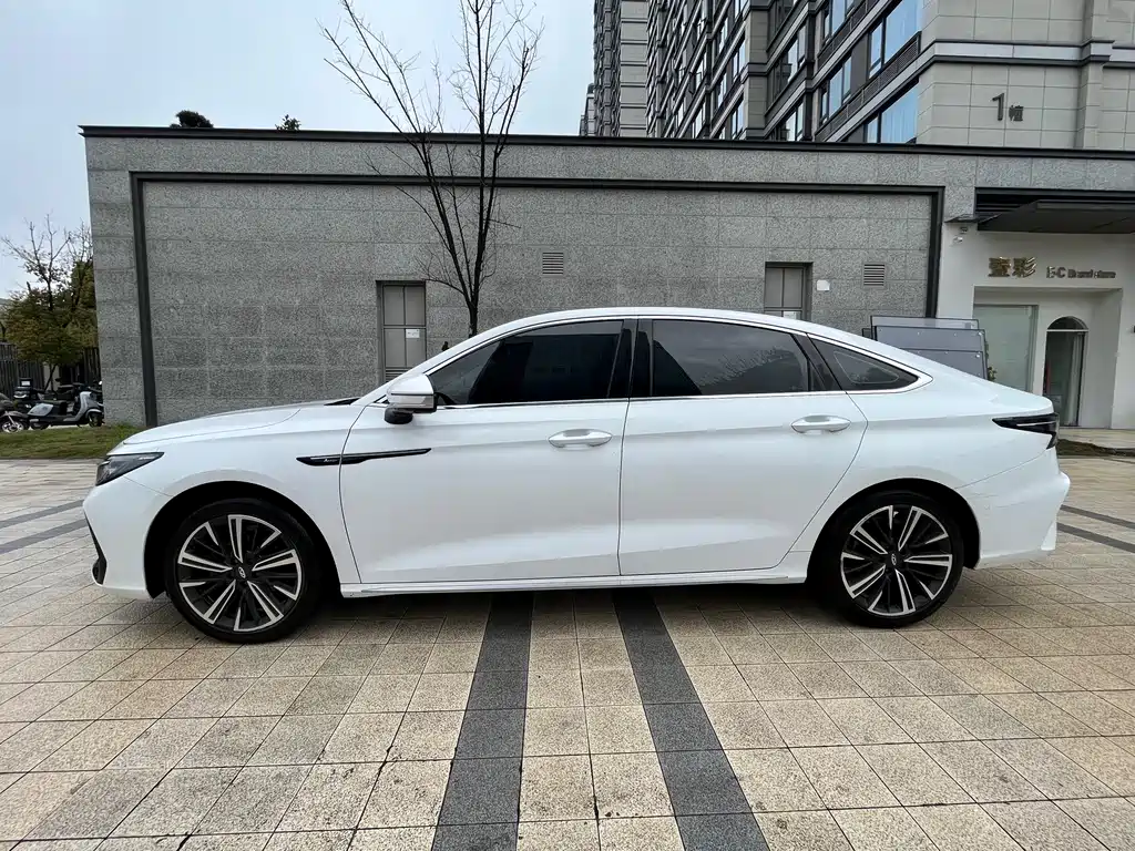 Arrizo 8 2023 model 1.6T DCT Yi купить на сайте DeffCars