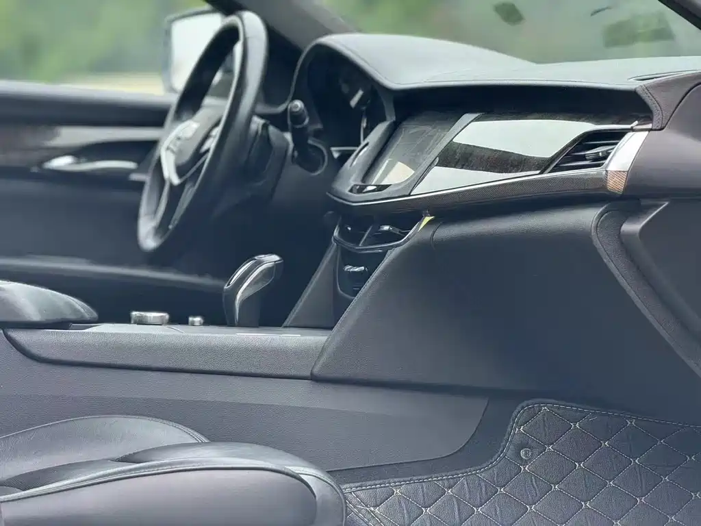 Cadillac CT6 2019 28T luxury model купить на сайте DeffCars