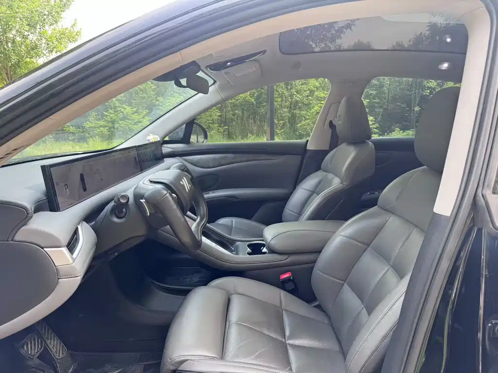 Zhiji LS6 2023 Max Standard Edition купить на сайте DeffCars