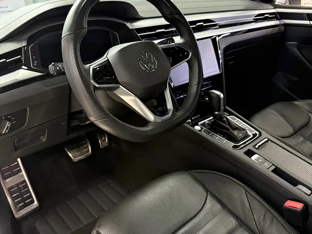 FAW-Volkswagen CC 2023 380TSI eye-catching version купить на сайте DeffCars