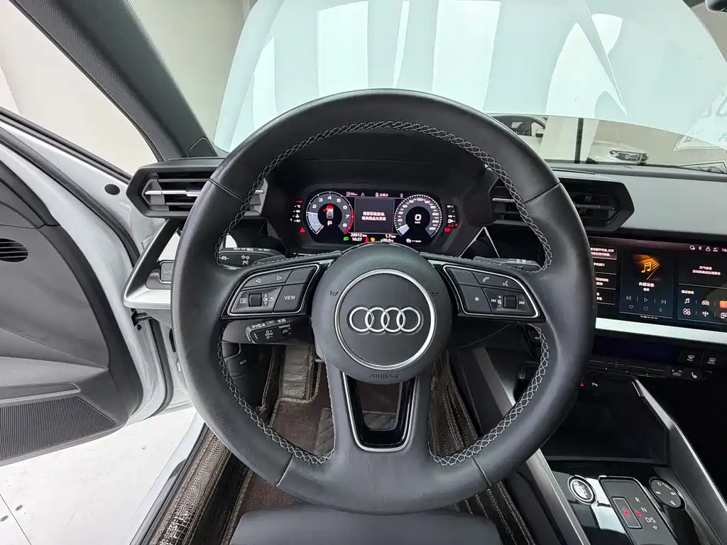 Audi A3 2023 Sportback 35 TFSI stylish and sporty купить на сайте DeffCars