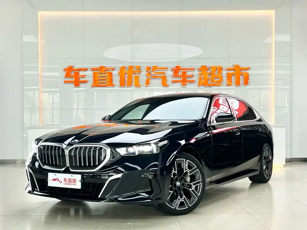 BMW 5 Series 2024 530Li Exclusive M Sports Package купить на сайте DeffCars