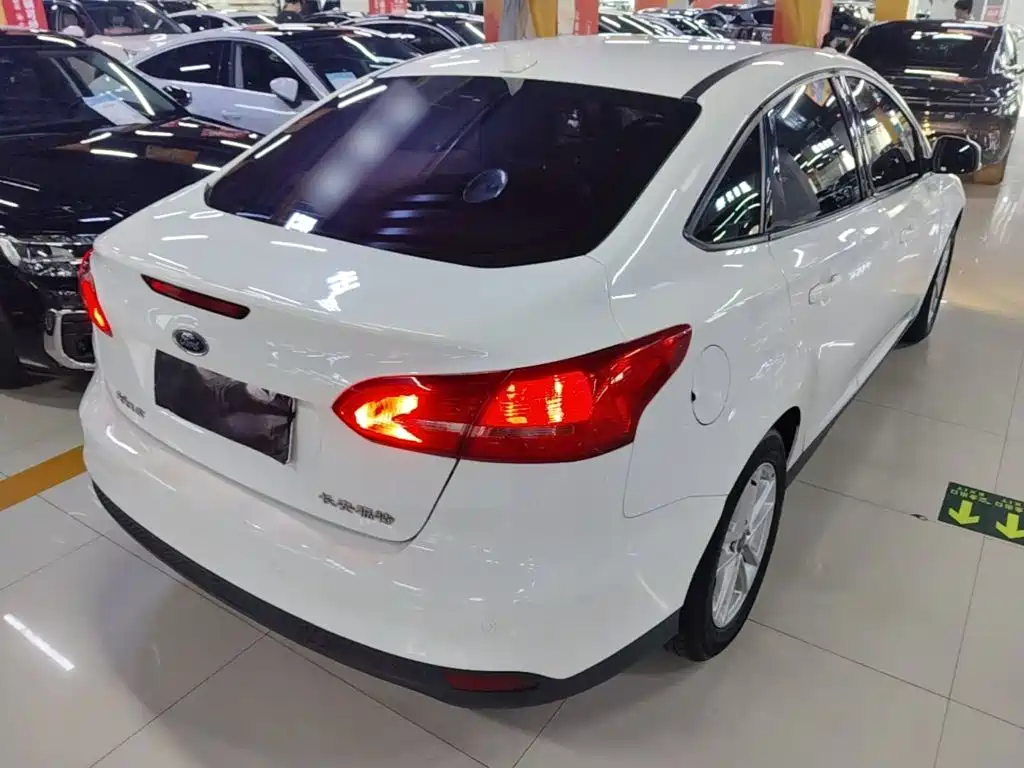 Focus 2017 Three-Car 1.6L Automatic Stylish Senova Zhixing Edition купить на сайте DeffCars