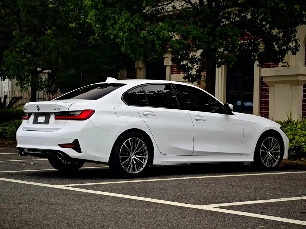 BMW 3 Series 2021 facelift 320i sports package купить на сайте DeffCars