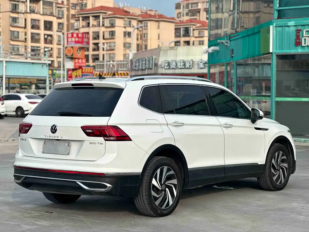 Tiguan L 2023 330TSI automatic two-wheel drive smart version купить на сайте DeffCars