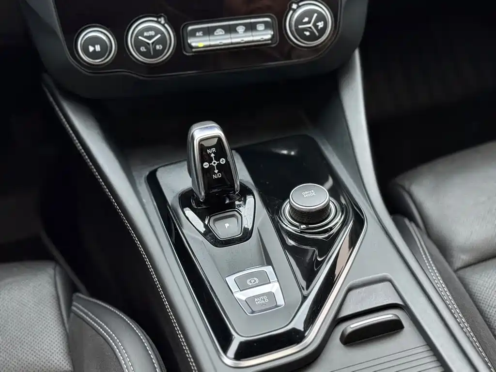 Lynk & Co 03 2022 2.0TD DCT Pro купить на сайте DeffCars
