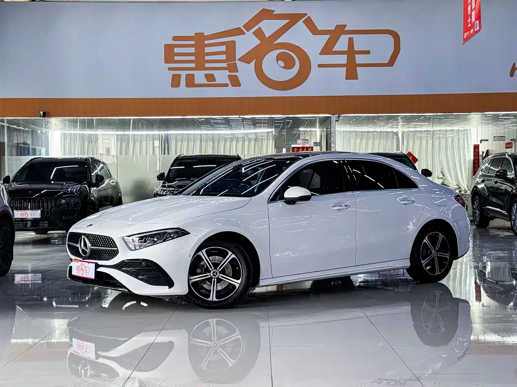 Mercedes-Benz A-Class 2024 A 200 L Fashion купить на сайте DeffCars