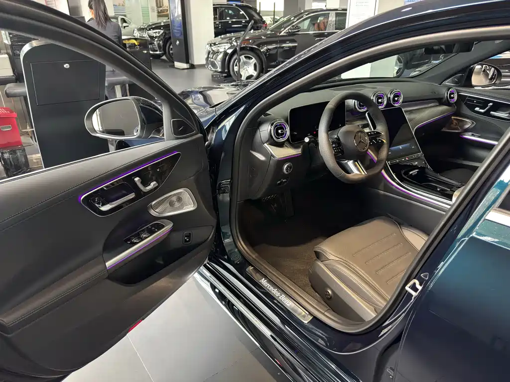 Mercedes-Benz C-Class 2026 C 260 L купить на сайте DeffCars
