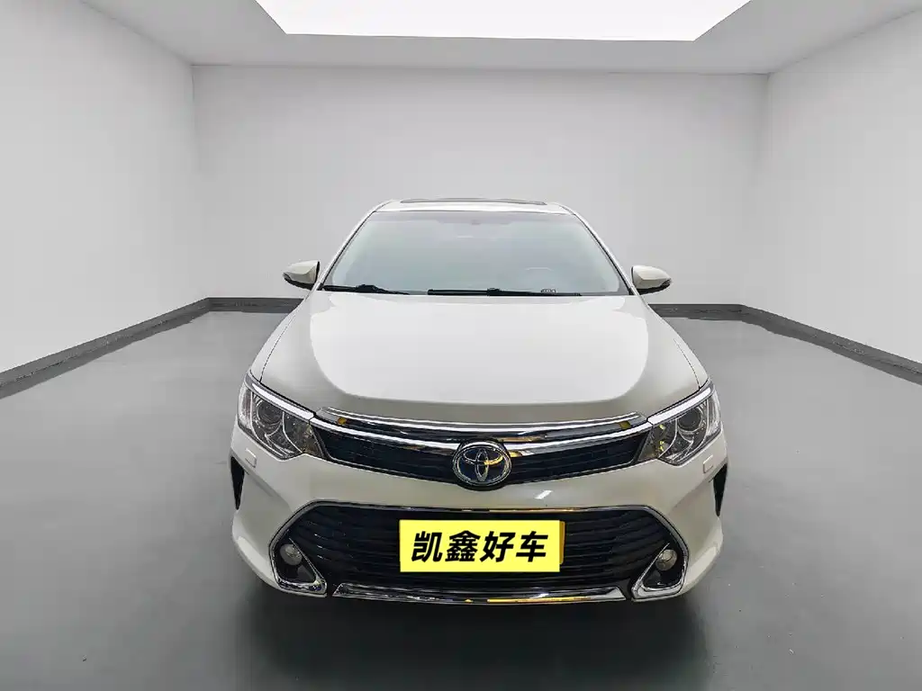 Camry 2016 Dual Engine 2.5HG 10th Anniversary Deluxe Navigation Edition купить на сайте DeffCars