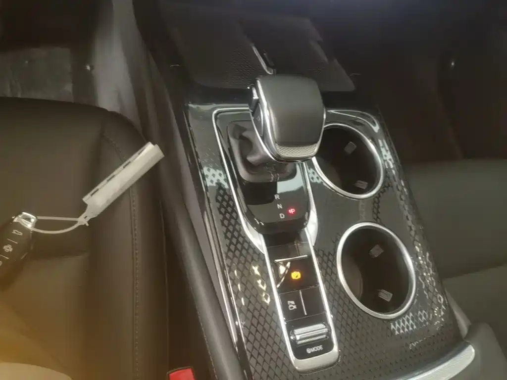 Hongqi HS3 PHEV 2025 125km 2 million commemorative edition купить на сайте DeffCars