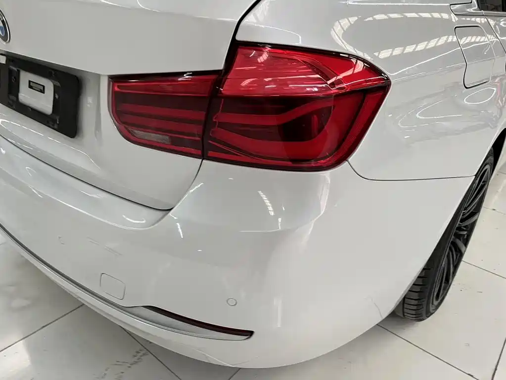 BMW 3 Series 2018 320Li Leading Luxury Package купить на сайте DeffCars