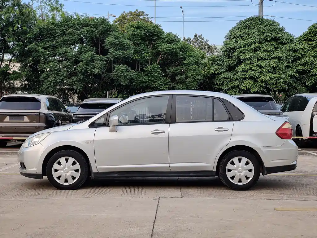 Venucia D50 2013 1.6L Manual Fashion Edition купить на сайте DeffCars